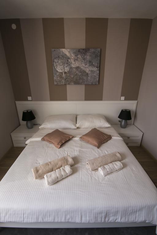 Apartmens Melisa فيرسار المظهر الخارجي الصورة