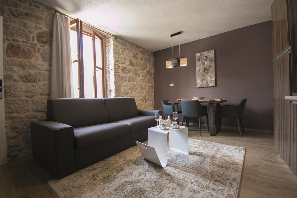 Apartmens Melisa فيرسار المظهر الخارجي الصورة