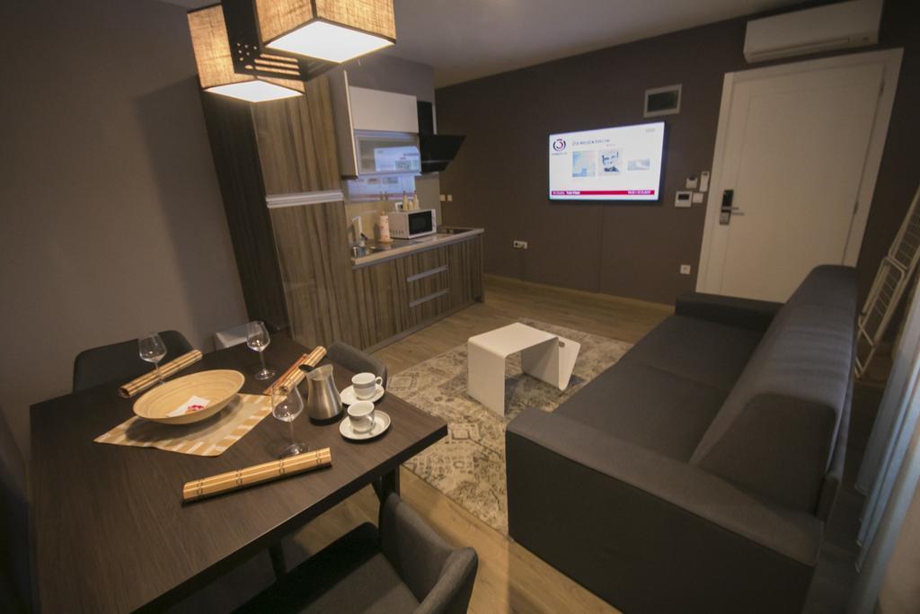 Apartmens Melisa فيرسار المظهر الخارجي الصورة