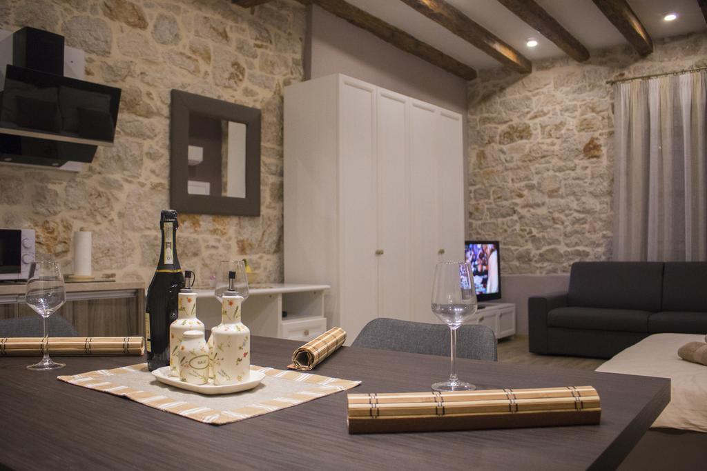 Apartmens Melisa فيرسار المظهر الخارجي الصورة