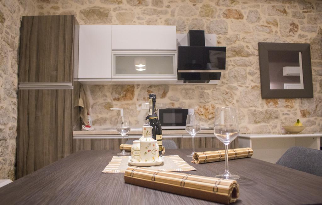 Apartmens Melisa فيرسار المظهر الخارجي الصورة