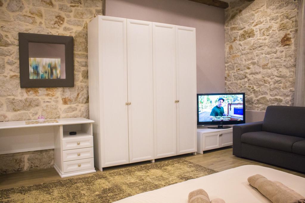 Apartmens Melisa فيرسار المظهر الخارجي الصورة